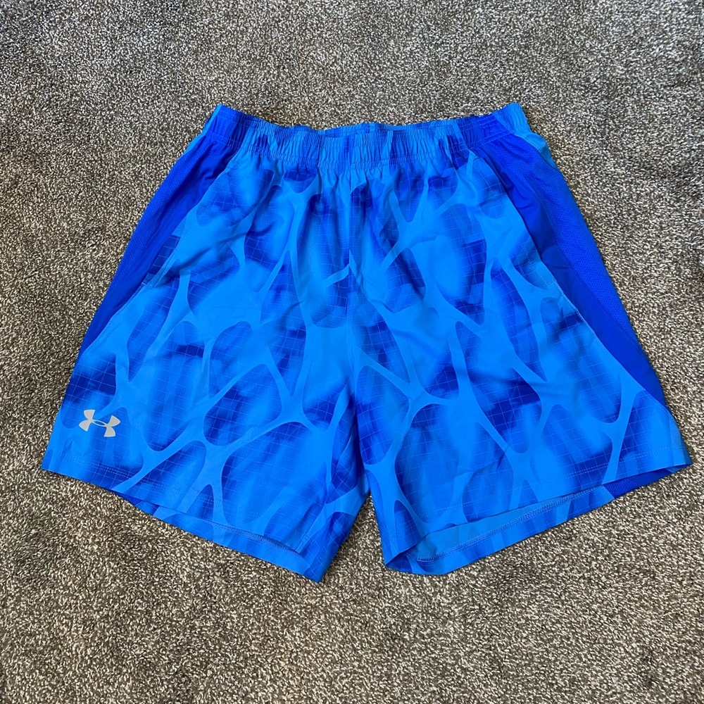 New!  Under Amour Printed Fitted Workout Drawstring Shorts